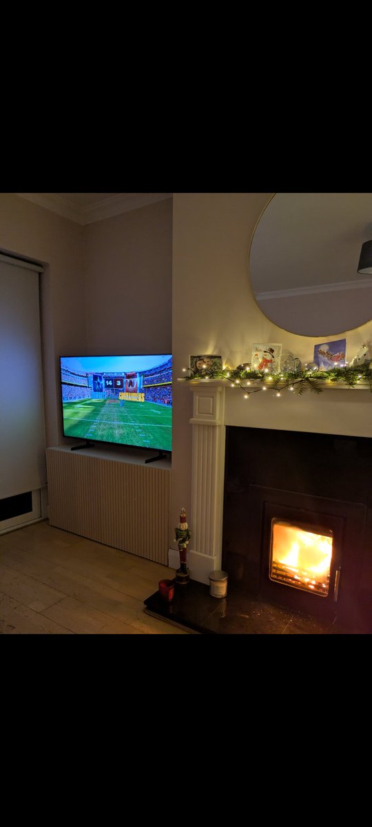 LarryNea's tweet image. #NFLonNetflix 
🇮🇪