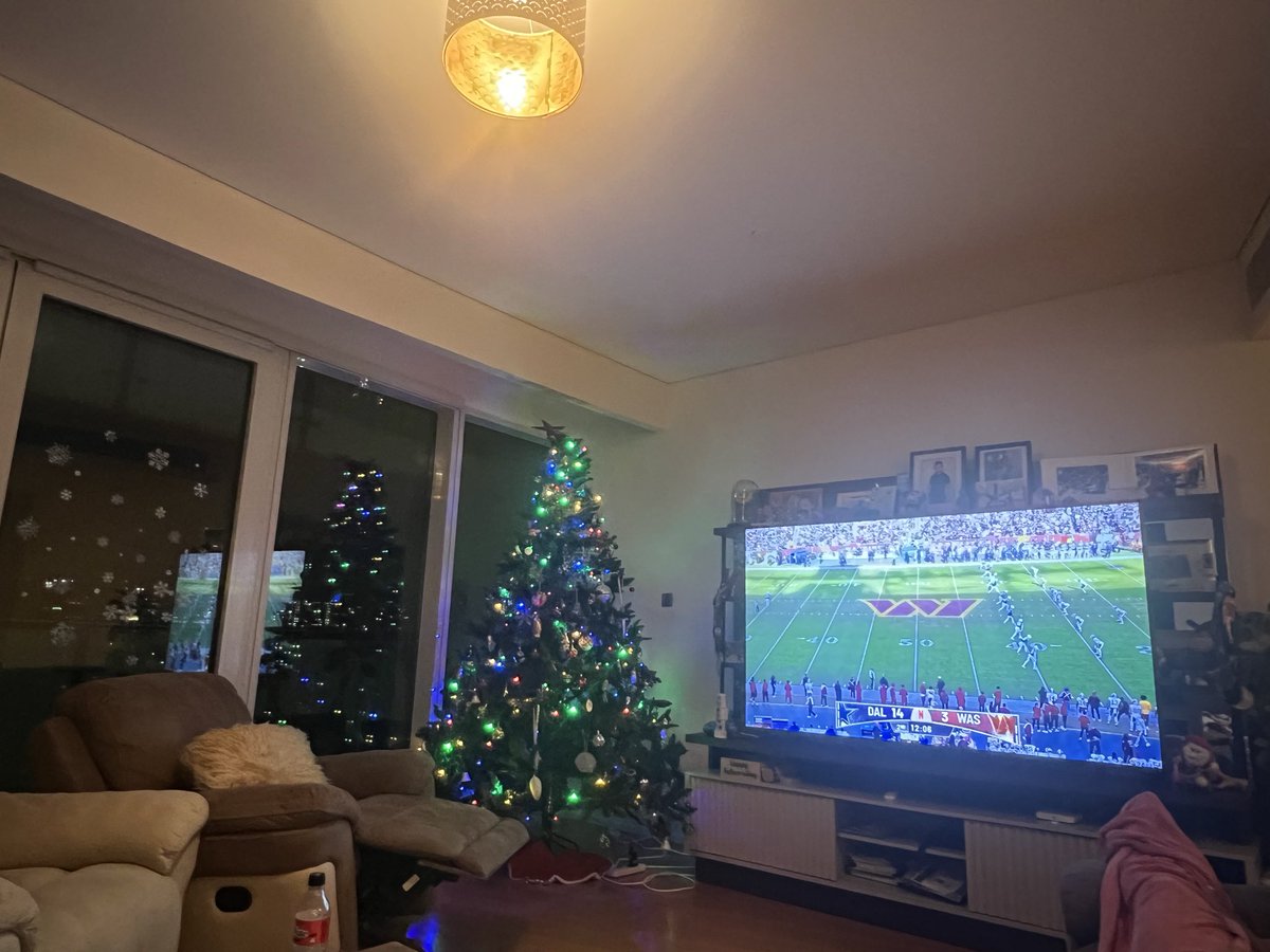 #NFLonNetflix Abu Dhabi