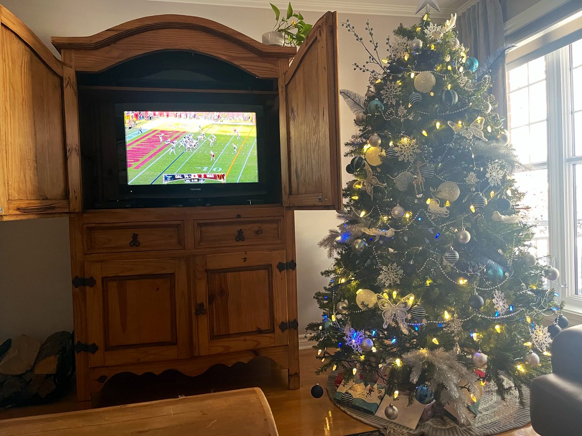 It’s #NFLonNetflix 🏈
From Montreal, Canada 🇨🇦 
<a href="/netflix/">Netflix</a> <a href="/Netflix_CA/">Netflix Canada</a>