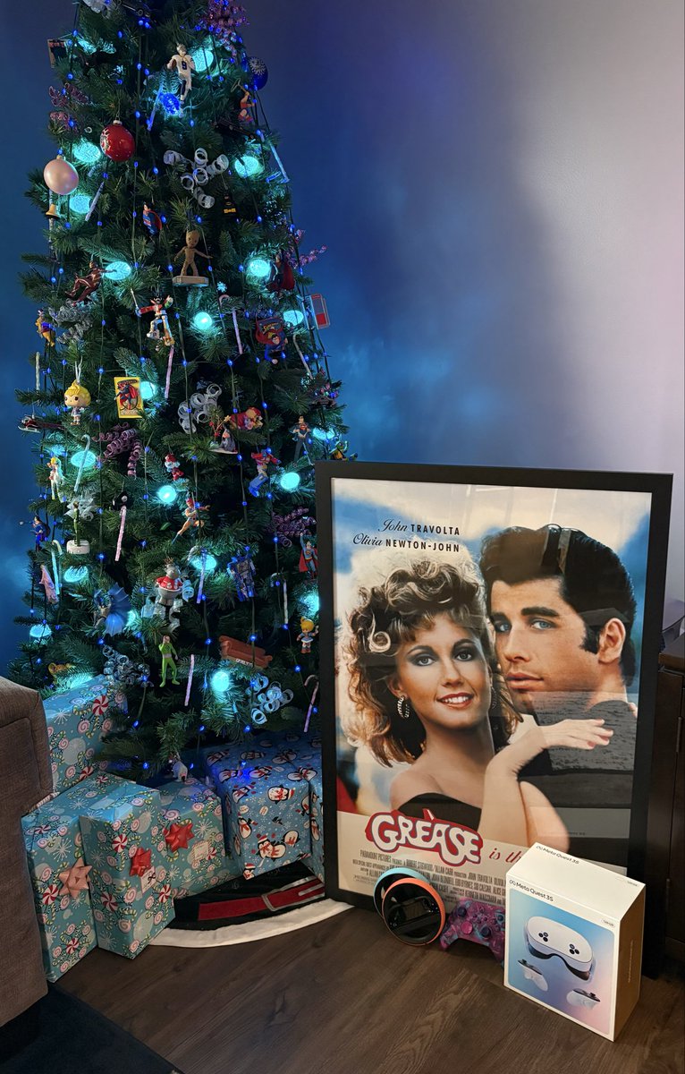 Pink Gemini tweet media