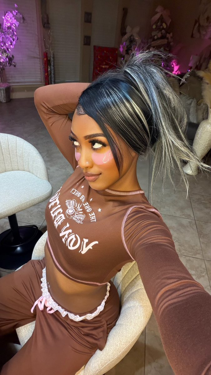 NeezyFbabyyyy's tweet image. 