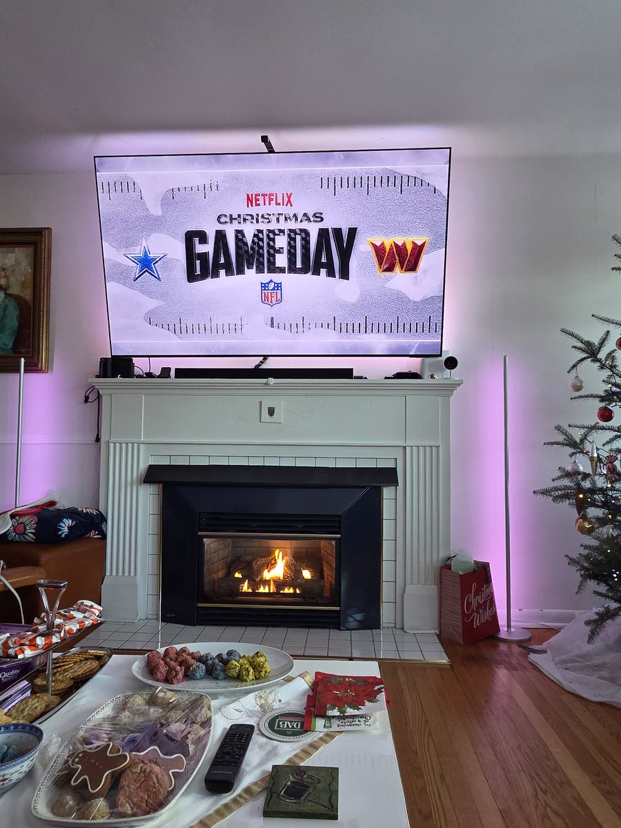 BrandonEbrecht's tweet photo. #NFLonNetflix watching from Pembroke, Canada, eh! 🍻🎄 https://t.co/CNNFH6h4sP