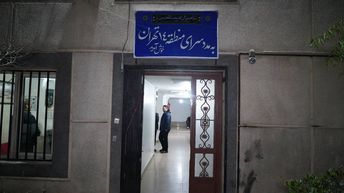 saeideh79's tweet image. از قشنگی طرح پناه گرم هر چی بگیم بازم کمه 
یه جای گرم برا عزیزانی که جایی برای زندگی و موندن ندارن تو این سرما 
یه شماره تماس هم دارن برا من و شمایی که اگه بی سرپناه دیدیم خبرشون کنیم شماره ۱۳۷