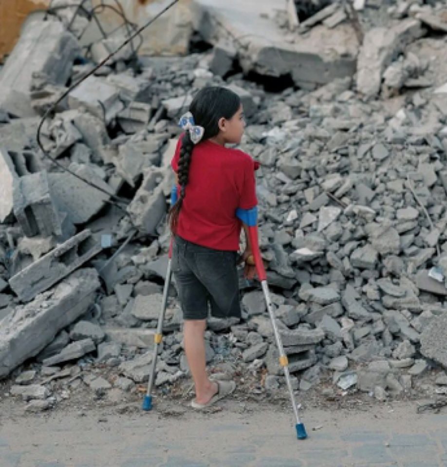 VoiceOf_Gaza's tweet photo. Save the children of Gaza.
Gazze'nin çocuklarını kurtarın.

#gaza #GazaWinterCrisis #GazaGenocide‌ #GazaStarving #GazaCallsUs #GazaStarved #GazaStrip #gazawar #GazaSinking https://t.co/zlYwycX21Q