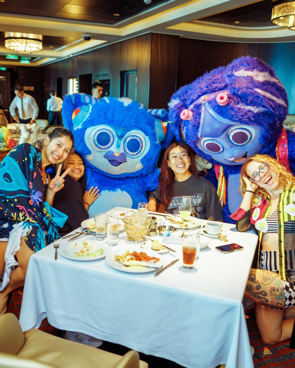 edc_sea's tweet photo. Happy holiday wishes from our #EDSea family to yours. ๐๏ธ๐๐ This season, weโre grateful for our community and the memories we have shared with you, and we look forward to many more memories on the Electric Sea! ๐ณ๏ธ๐ Thank you for being such a special part of our rave family! ๐ซถ https://t.co/WvNAbf0k3J