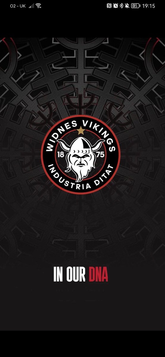 CDW65's tweet photo. @Reid_r11 Love our New Club Crest-Especially THE GOLD STAR= WORLD CLUB CHAMPIONS -You can only Dream of such things https://t.co/qUuAv76sNK
