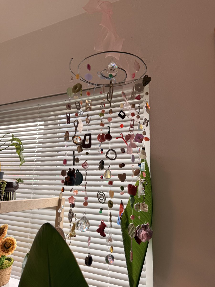 my bf made me a trinket spiral and i will never shut up about it !!! he made all the pieces 😭😭😭😭😭