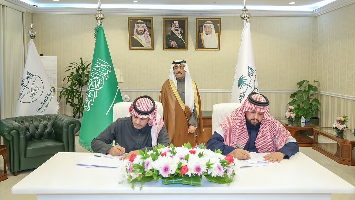 توقيع اتفاقية لإيصال الكهرباء لمخطط الورش والخدمات بالخرمة sabq.org/saudia/regions… 

#امانة_الطائف
#بلدية_محافظة_الخرمة