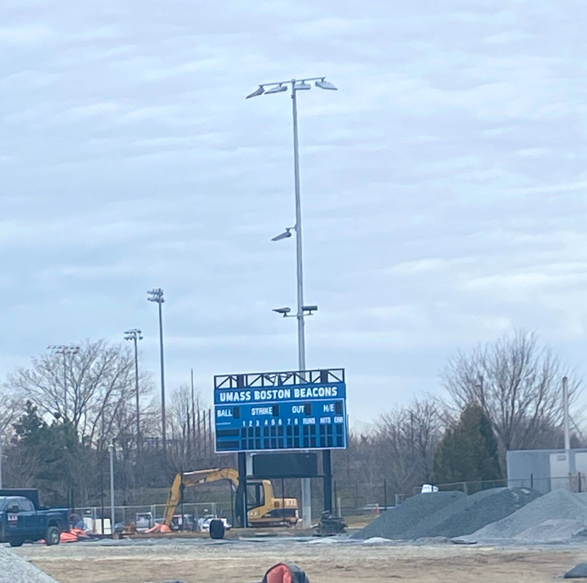 UMB Softball tweet media