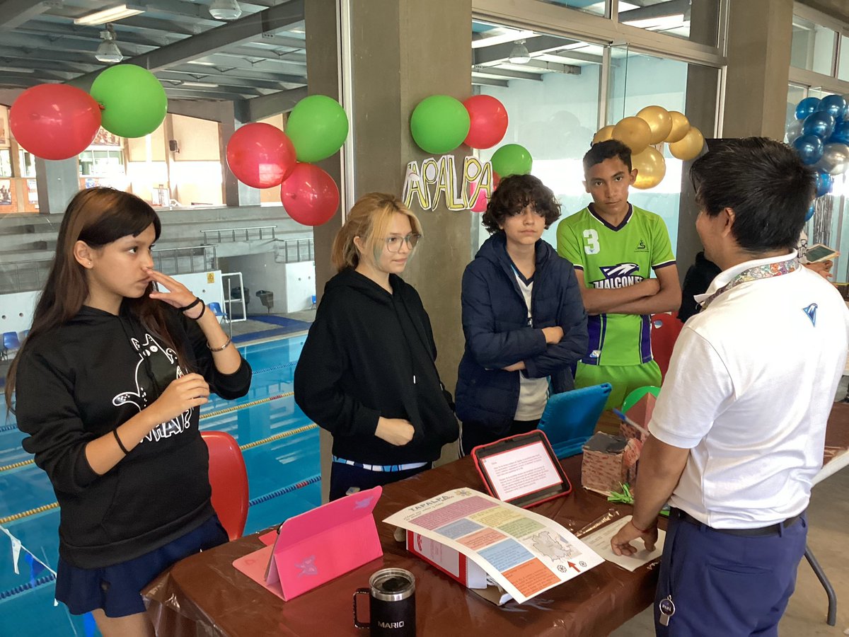 EdgarIvanSando3's tweet photo. Presentación de ciencias Biología  CIENCIA, TECNOLOGÍA E INNOVACIÓN,  utilizando las app de Apple  #appledistinguishedschools  @JersonZepeda  @csb https://t.co/9bVf1q45dE