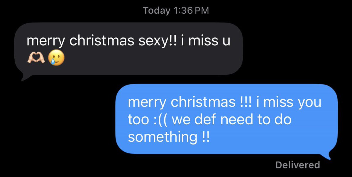 karina_core's tweet image. texts of two girls who will never see each other again