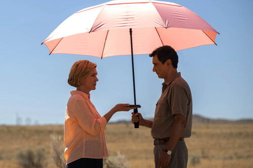 JavierWoT's tweet image. Visto el último episodio de Pluribus.

SANTA MADRE DE DIOS. La llegada de Manousos ha sido impresionante. Vince Gilligan, como te quiero. Estamos, sin duda, ante una serie ya histórica.

"¿Quieres salvar el mundo o tener a tu chica?".

CINE, CINE, CINE.