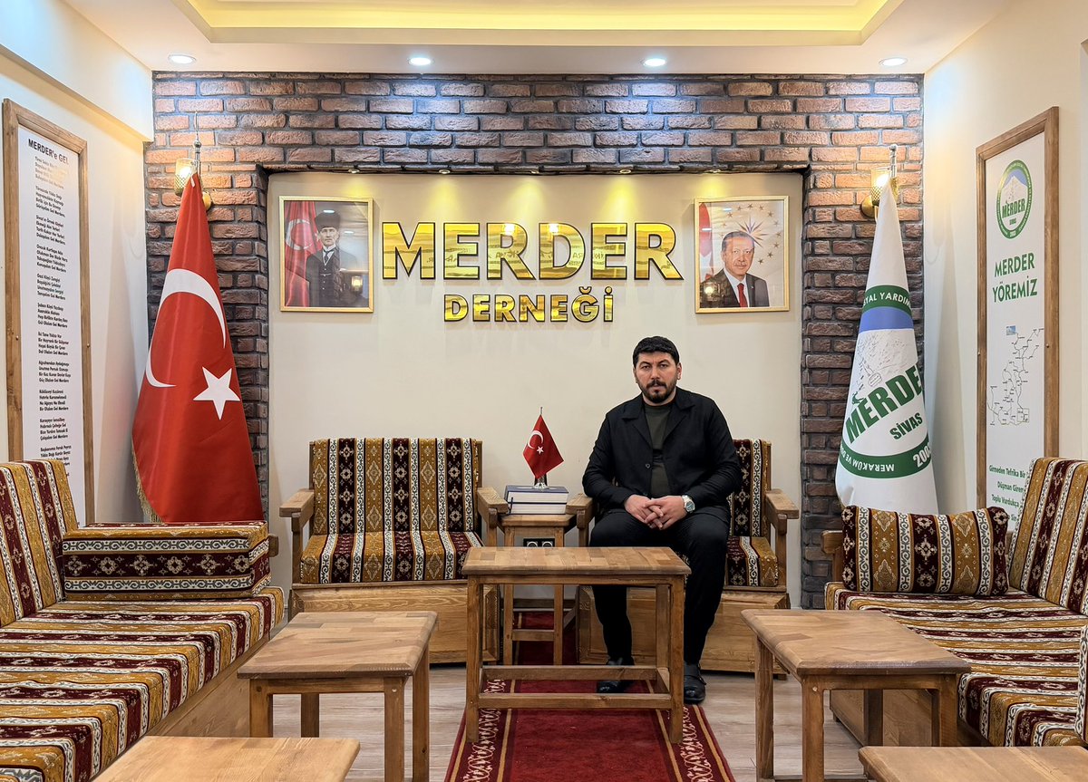 Mübarek üç ayların müjdecisi Regaip Kandili'nin ülkemize, islam alemine ve tüm insanlığa hayırlar getirmesini yüce Allah’tan niyaz ederim.

Tüm hemşehrilerimizin RegaipKandili mübârek olsun.

Faruk Poyraz 
Merder Dernek Başkanı