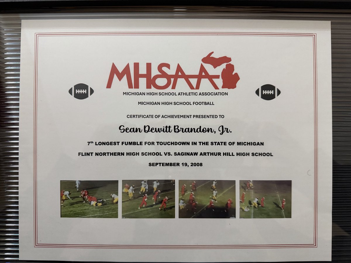 CoachBrandonJr's tweet image. They can’t take it away once it’s in the books. 7th longest in MHSAA Football history. 
Shoutout to my parents for working hard to get this recognized after 18 long years of waiting. Merry Christmas 🎁 
#StateRecord #MichiganFootball #FlintNorthern #FinallyFamous #MHSAAFootball