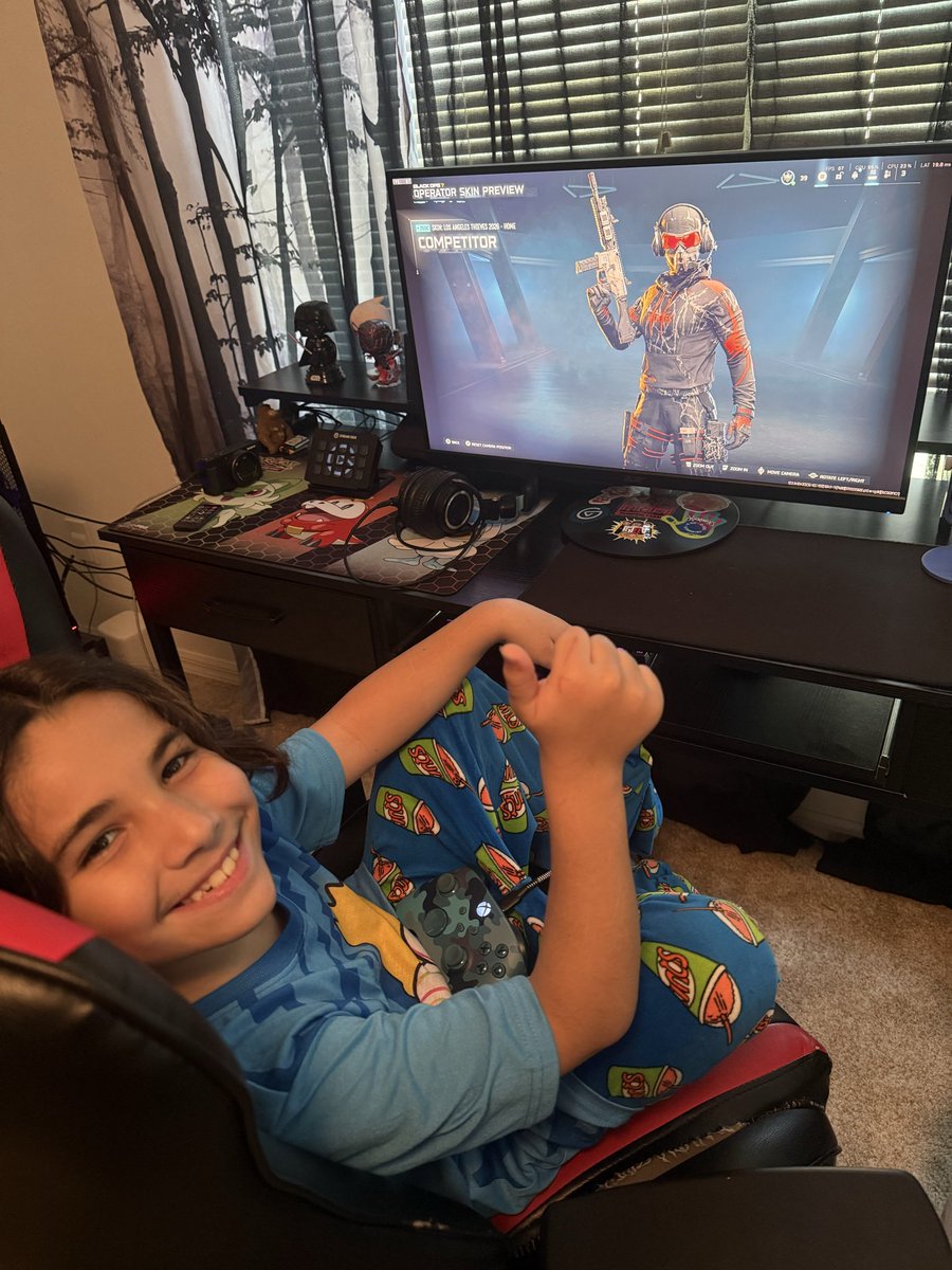 CinderJace tweet media