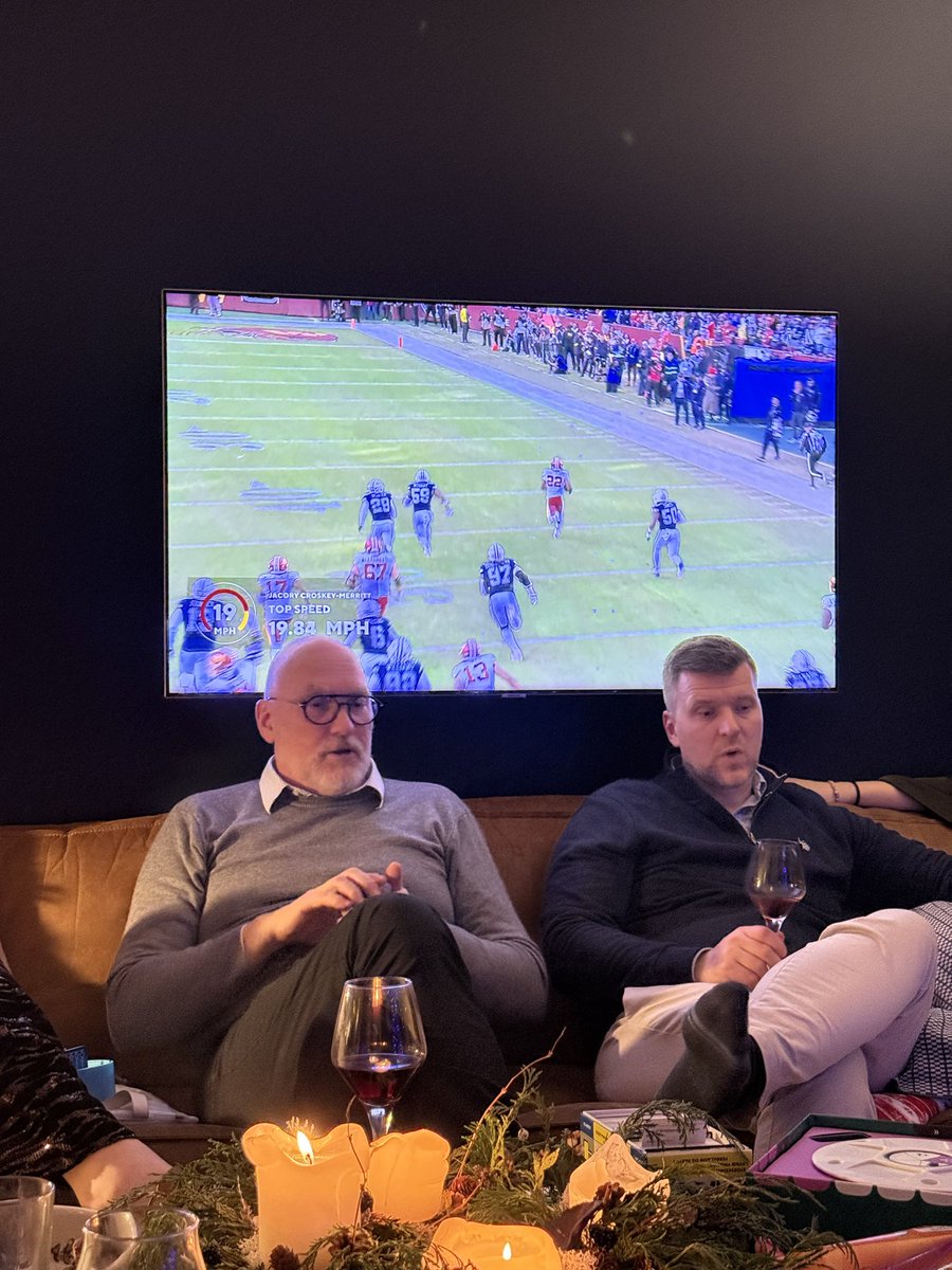 Biggi Jóhannsson tweet media