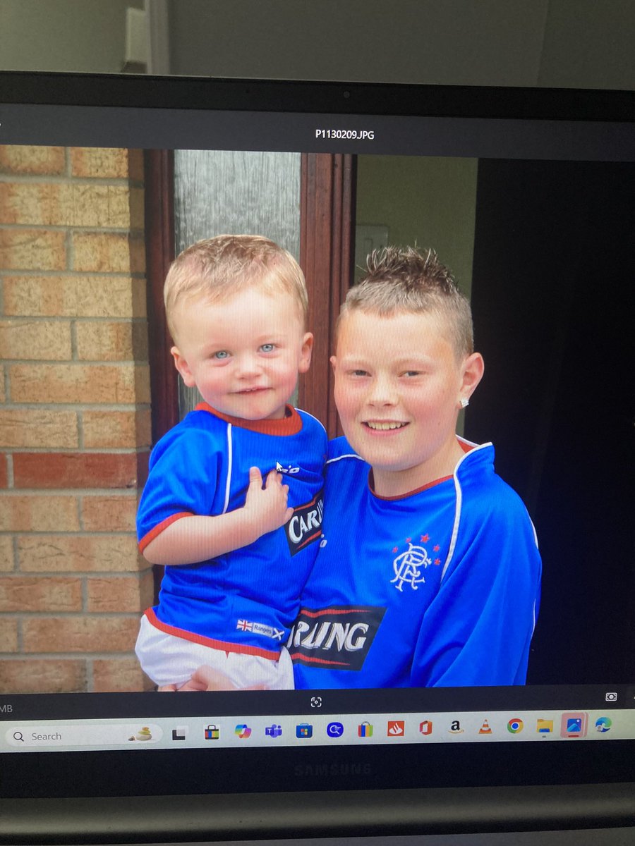 Drew Smith tweet media