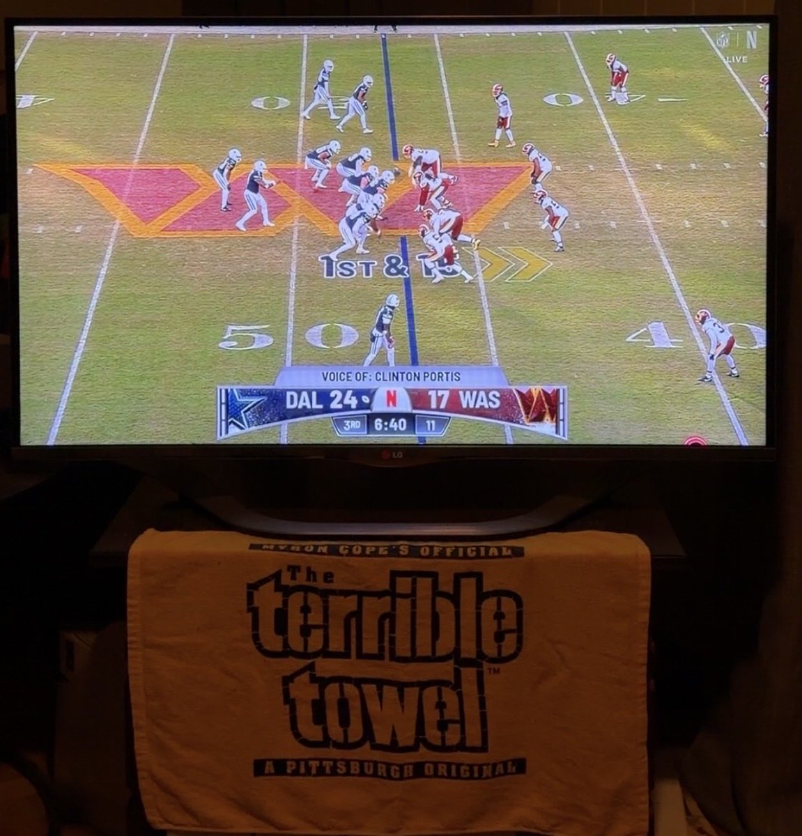 KennethBornick's tweet image. #NFLonNetflix Norway🇳🇴