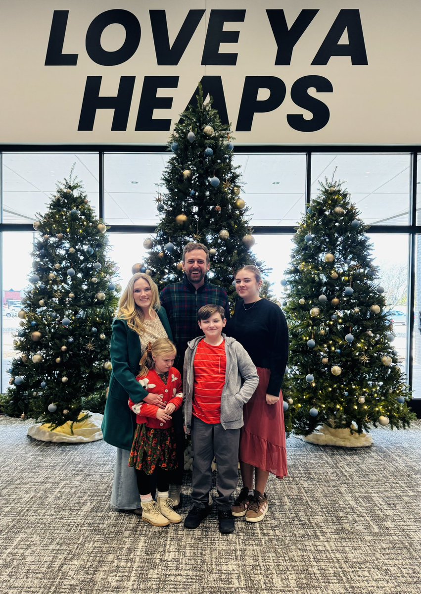 Adam Kirk Smith tweet media