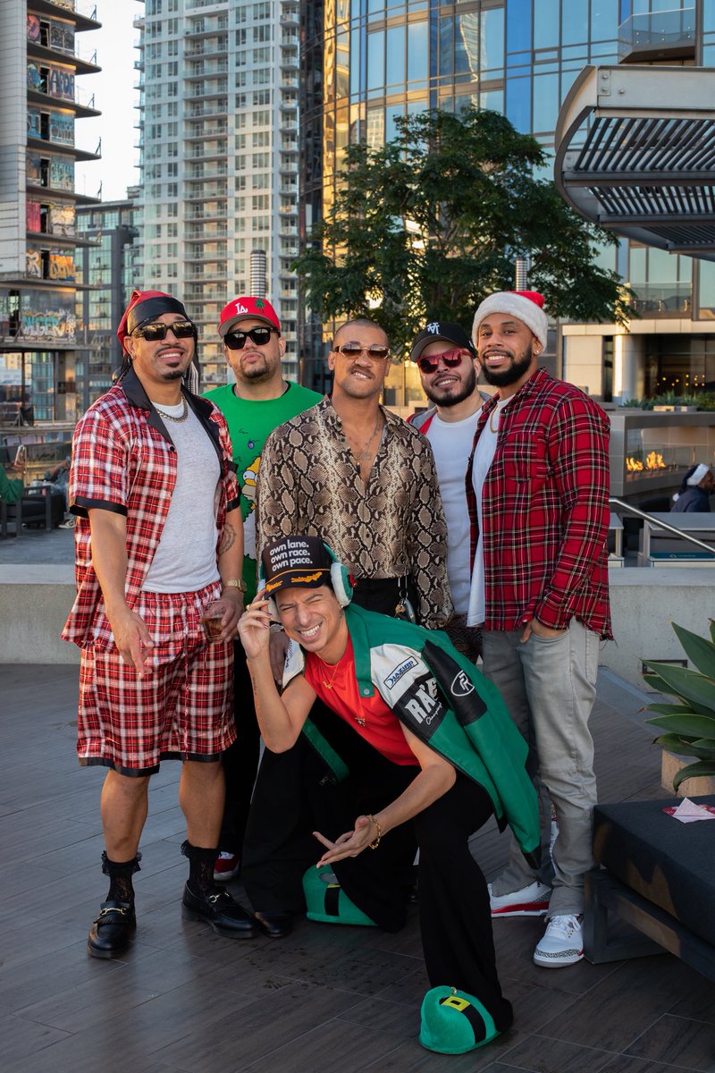 j.Pin Notes tweet media