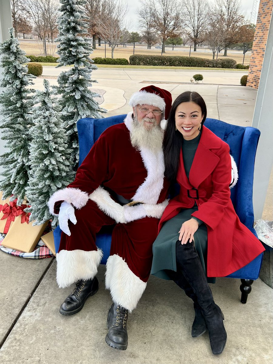 LilyWuKansas's tweet photo. This holiday season, I’ve seen the true meaning of Christmas as neighbors share their gifts, talent and treasure around Wichita. I’m grateful to live in a city where goodness and light shine bright.
God loves you - Merry Christmas!
#ilovewichita #allforwichita #MerryChristmas https://t.co/LaChPeyjdl