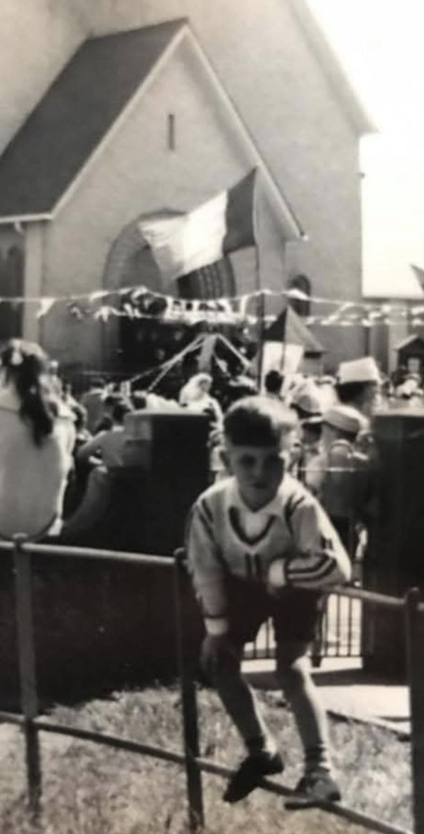 ProperBadger's tweet image. My brother sent a photo of my dad as a kid to a restorer. It has come up beautifully besides one minor detail. A clue: my dad was from Dublin…