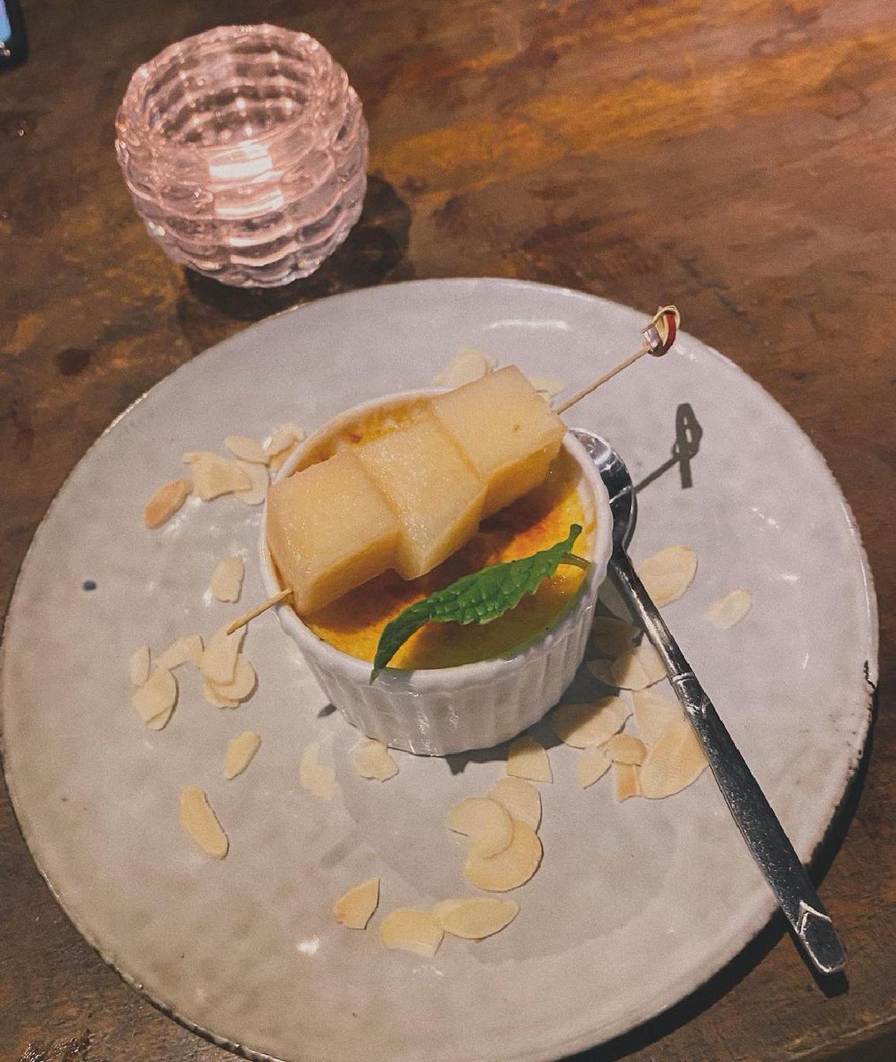 Crystal Neal tweet media