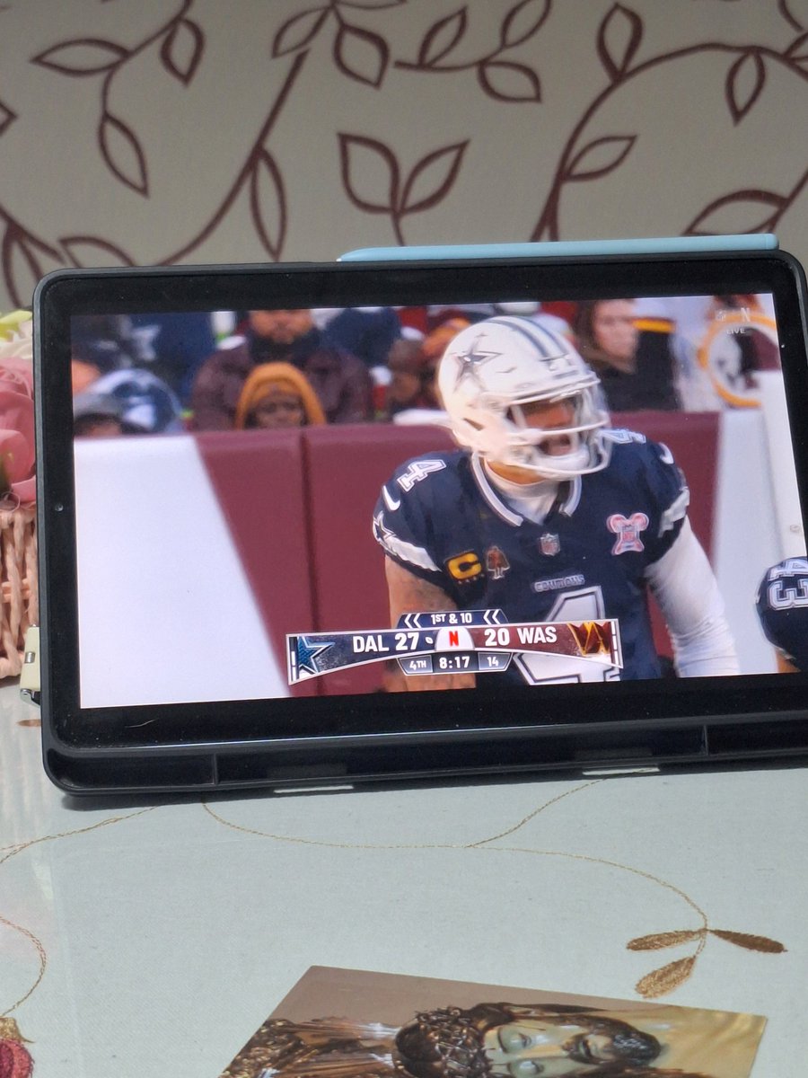 #NFLonNetflix Merry  from Spain and God bless you.