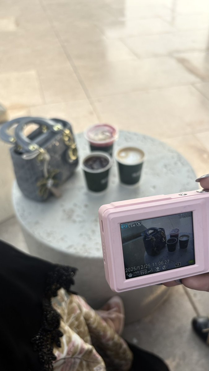 Lnvexaa's tweet photo. بوظبي ❣️ https://t.co/aHrUckCPcb