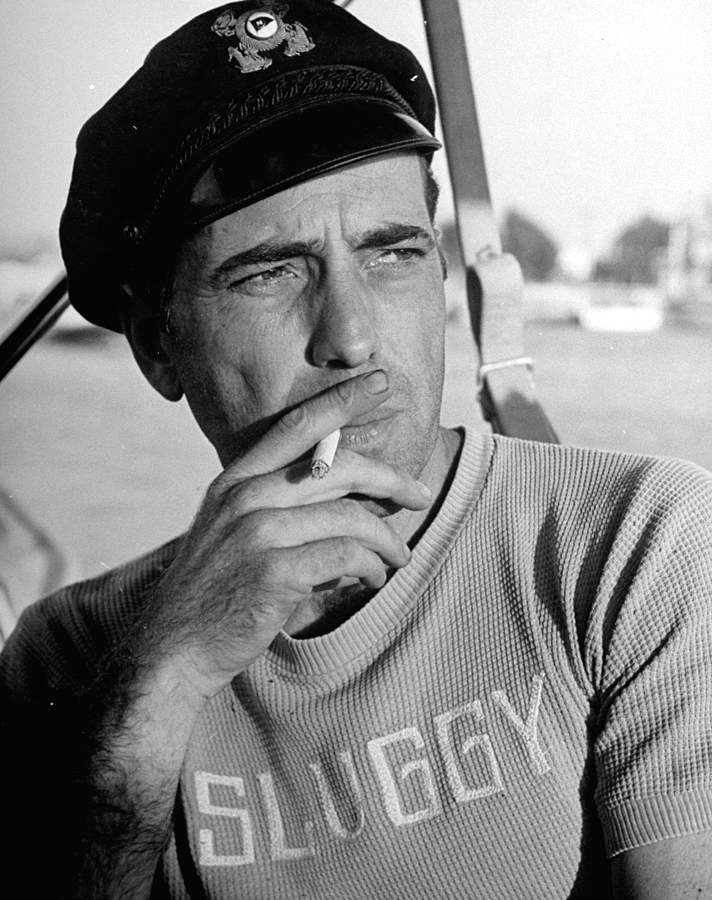 CrystalFinds's tweet photo. Merry Humphrey Bogart's birthday! https://t.co/1gHaBn4jct