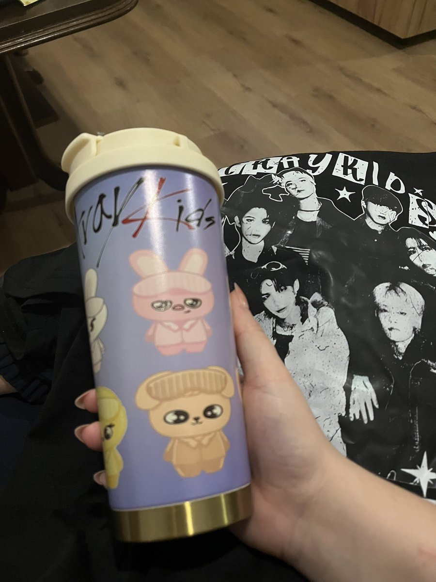 bmeayen's tweet image. my aunt knew what to get me