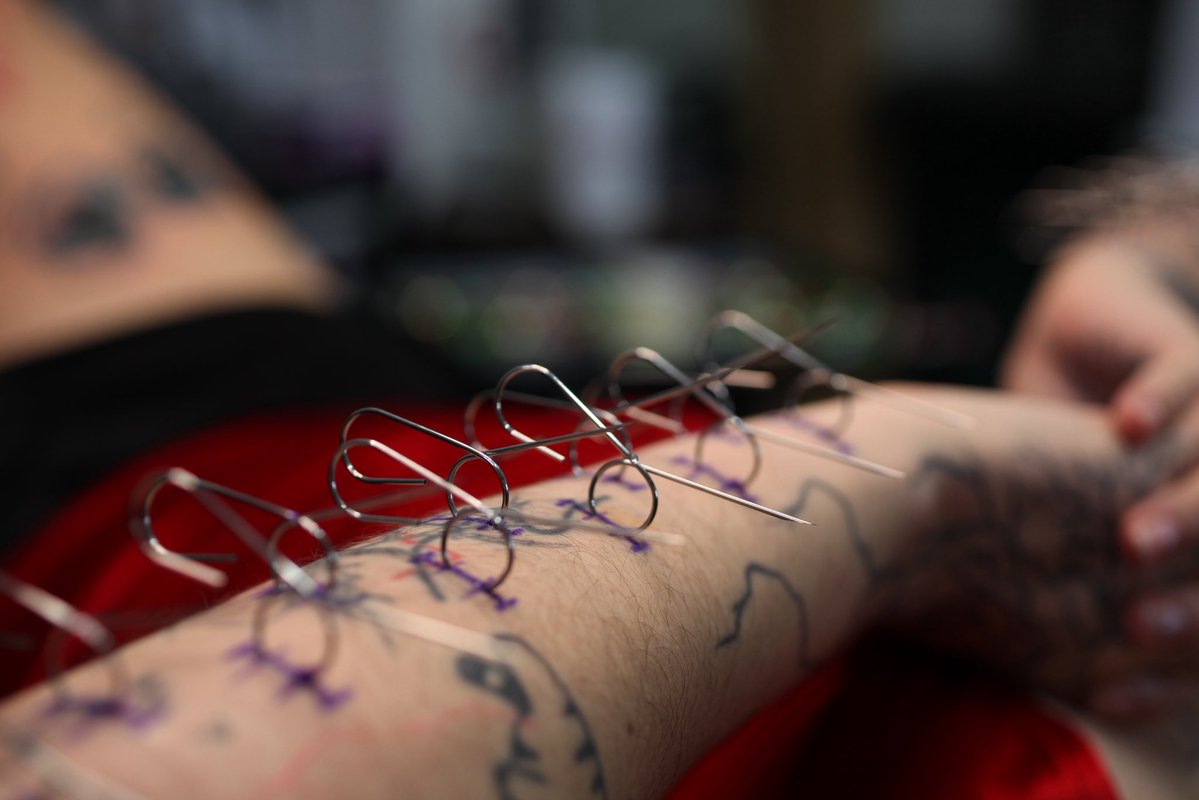 Up close with the needles i bent for this set, the loops house the lights and the bends in the back hung the ornaments