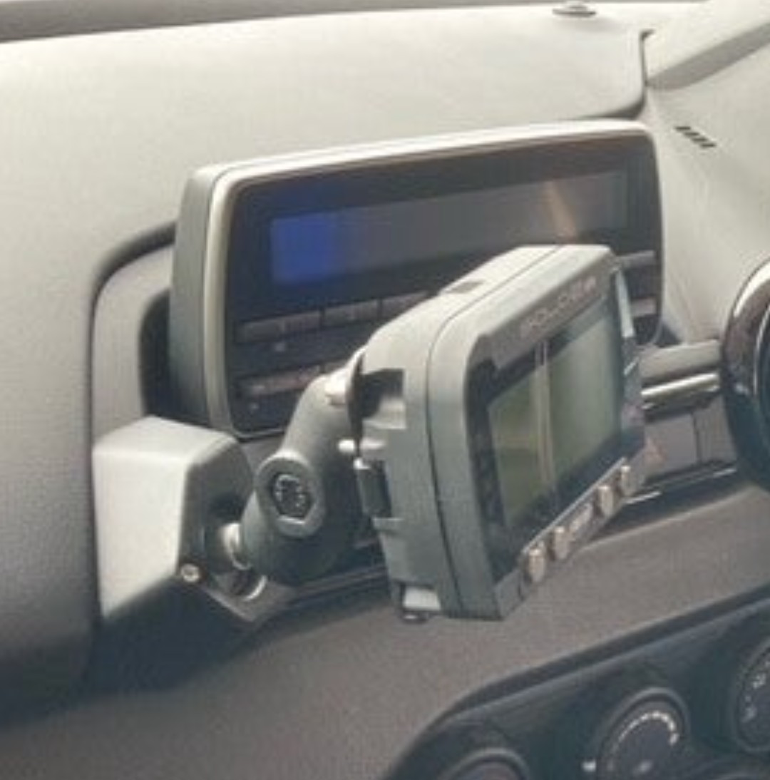 zdm906sc2nderc's tweet image. 村上モータースさんのアイエルモータースポーツのスマホホルダーを使ったSOLO2取付キット完売で次回入荷未定。これを真似したいのですが😭

#solo2 #アイエルモータースポーツ