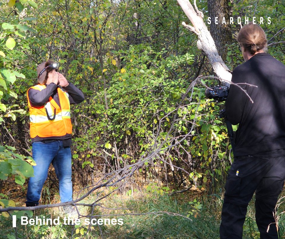 AngelEnt_ca's tweet image. Reenactments allow us to visually propel the viewer into the scene and heighten the suspense.

This behind-the-scenes shot captures the moment a searcher calls out to make contact.