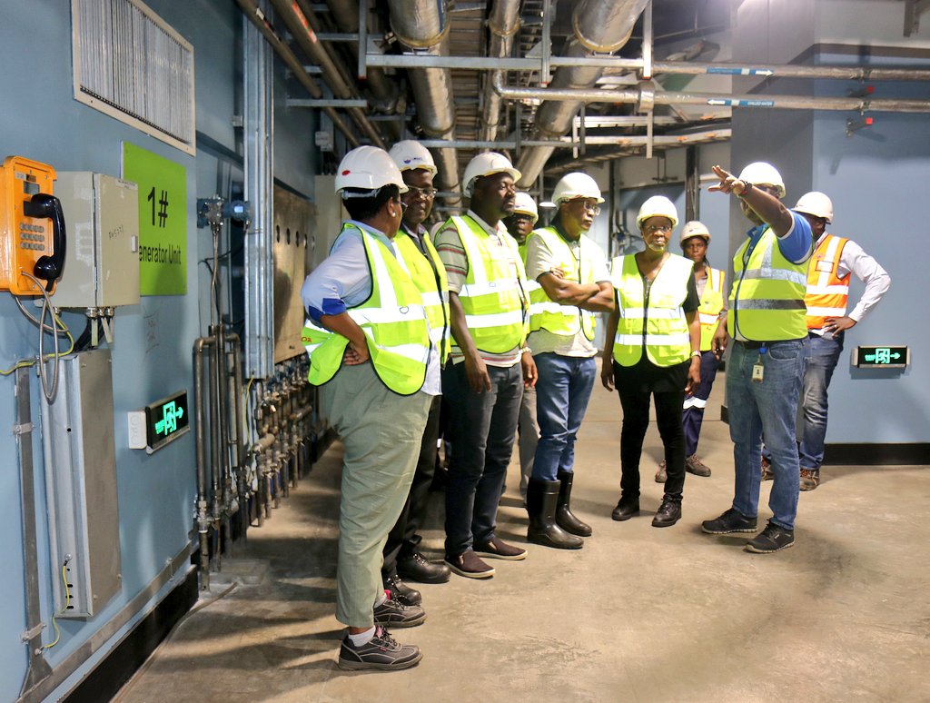 GideonSsekidde's tweet photo. Power to protect Uganda's planet is in OUR hands!. We're talking clean, green energy for a brighter future!. Let's take action &amp; make Uganda shine. Powering a sustainable tomorrow.
#GoldenPosts #GeneratingSafelyForGenerations #SustainableUganda https://t.co/QwbW37QWT7