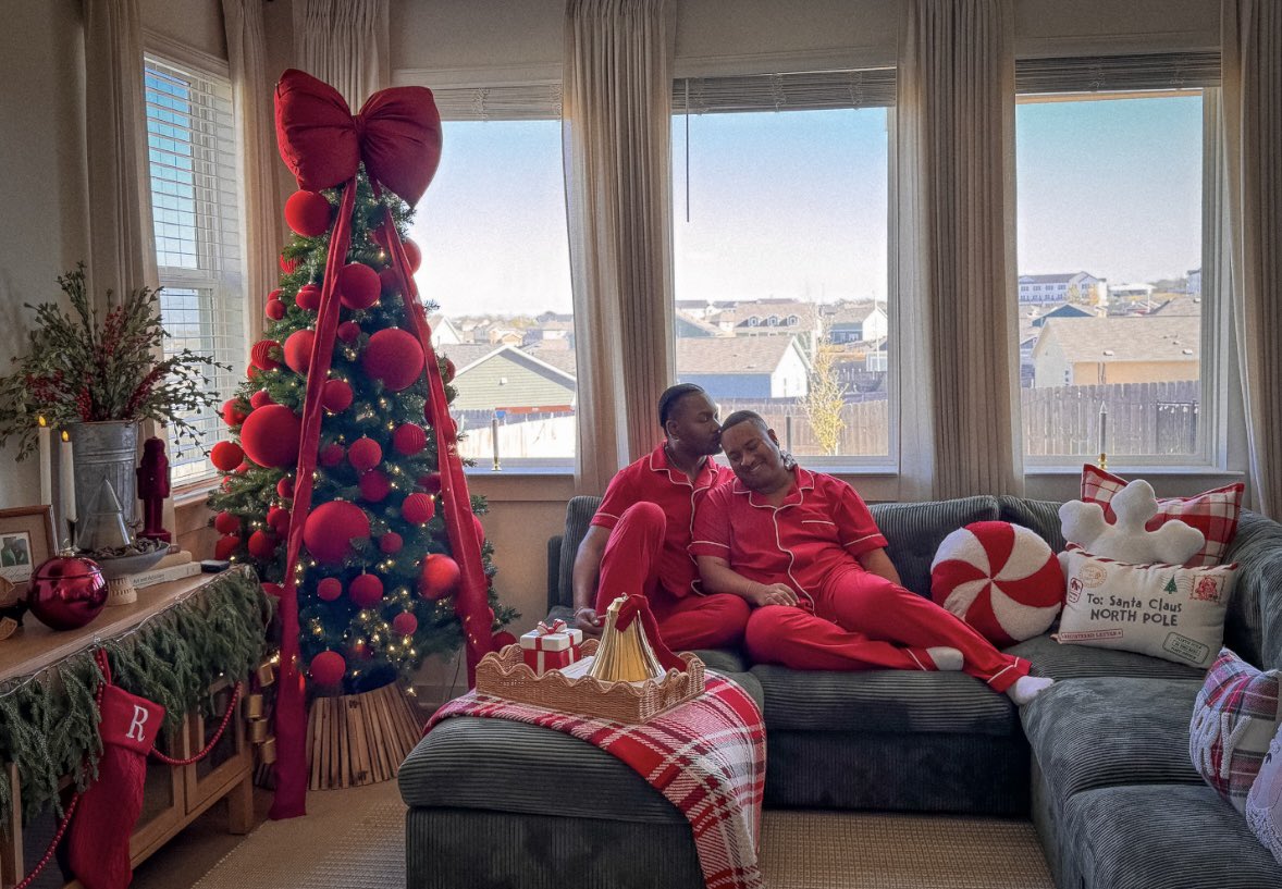 rhysism_'s tweet photo. Merry Christmas. 🎄 https://t.co/XRq4ksTvHf