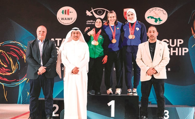 45 ميدالية لـ «أزرق الأثقال» في الدوحة 