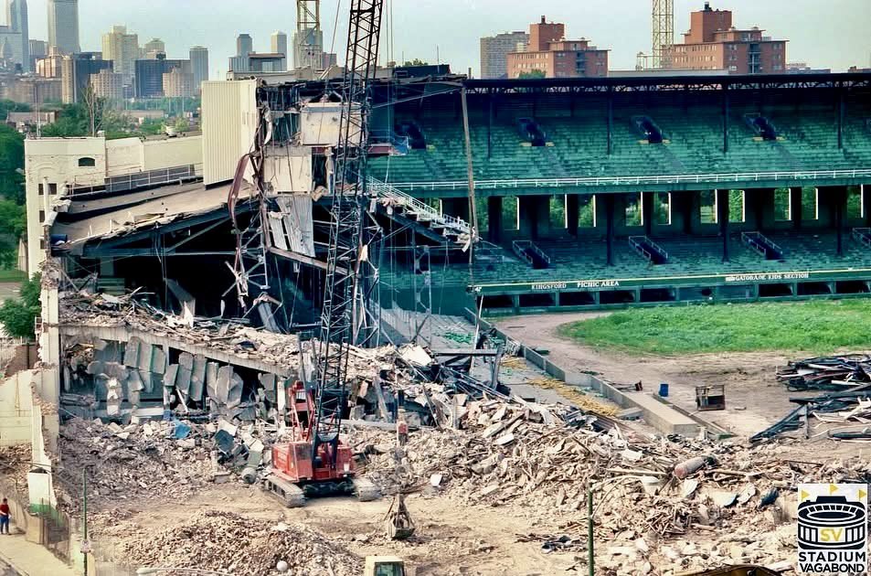 StadiumVagabond's tweet photo. 🧱💥 Stadium Vagabond: Ruins & Demolitions Week — Final post
🏟️ Comiskey Park, Chicago (1991 demo)
⚾ White Sox home 1910–1990
📖 Rare photos from “Last Comiskey“ book by Ken Smoller — foreword by Ozzie Guillén
👉 https://t.co/xQbAhpV3OU
#LastComiskey #ComiskeyPark #WhiteSox https://t.co/2wN8aUV0zd