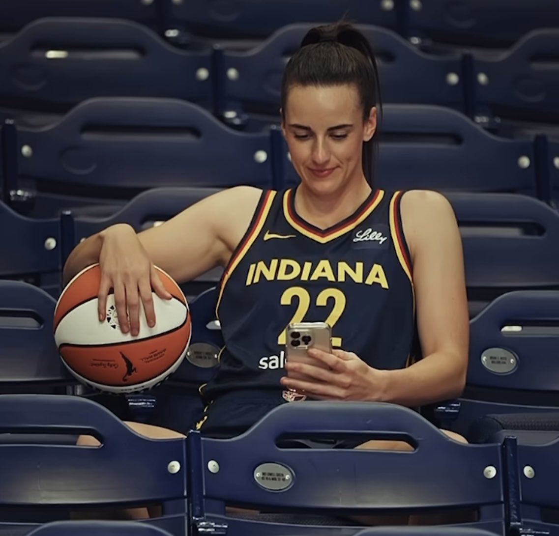 serving looks #FromAnywhere too