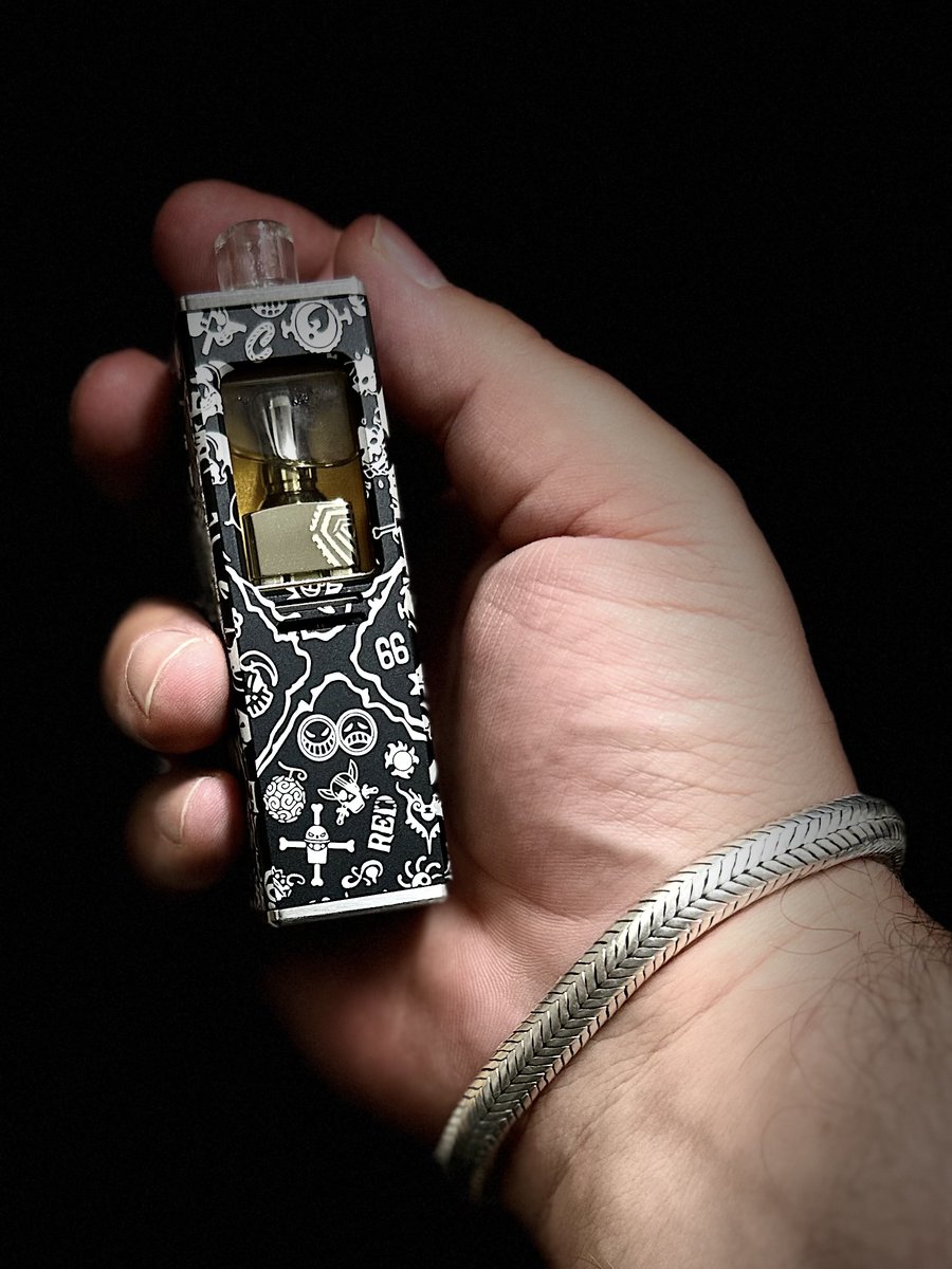 veepon_official's tweet image. Wish you enjoy your everyday ! ---VEEPON 

@veepon_official 

#vape好きな人と繋がりたい #vapes