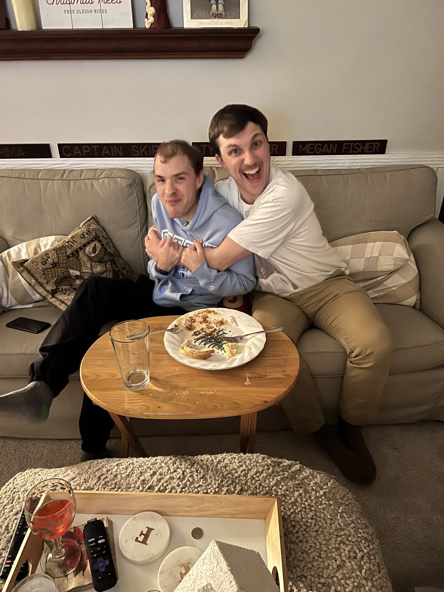 Sam Fisher tweet media