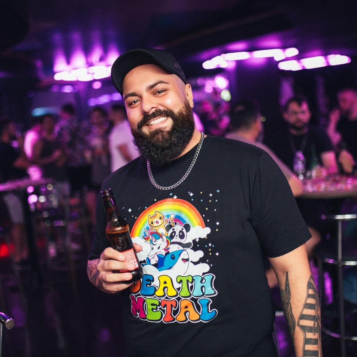 chrixcomx's tweet image. Deus abençoe a IA 😂