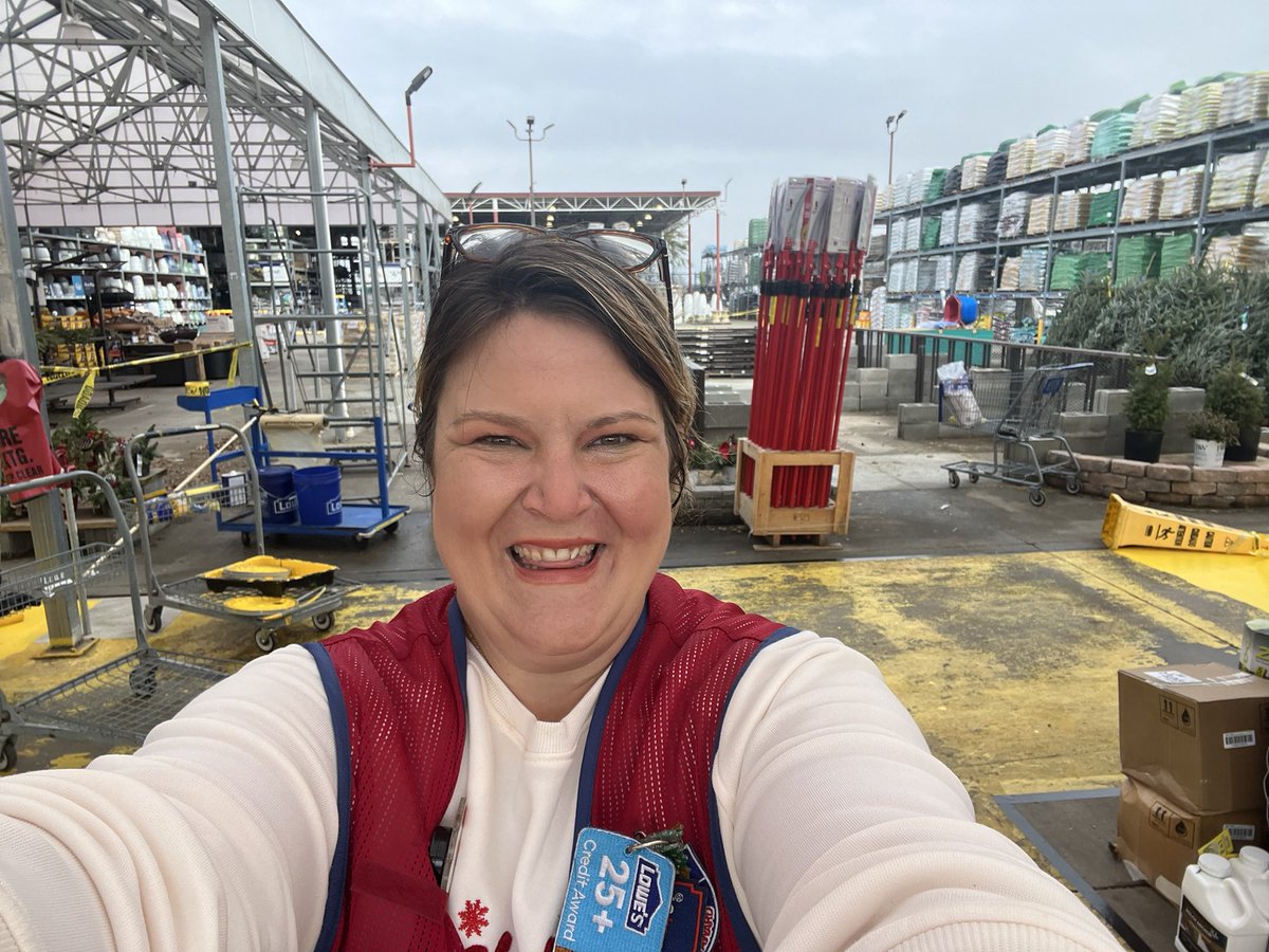 KelseysBees's tweet image. #MerryChristmas2025