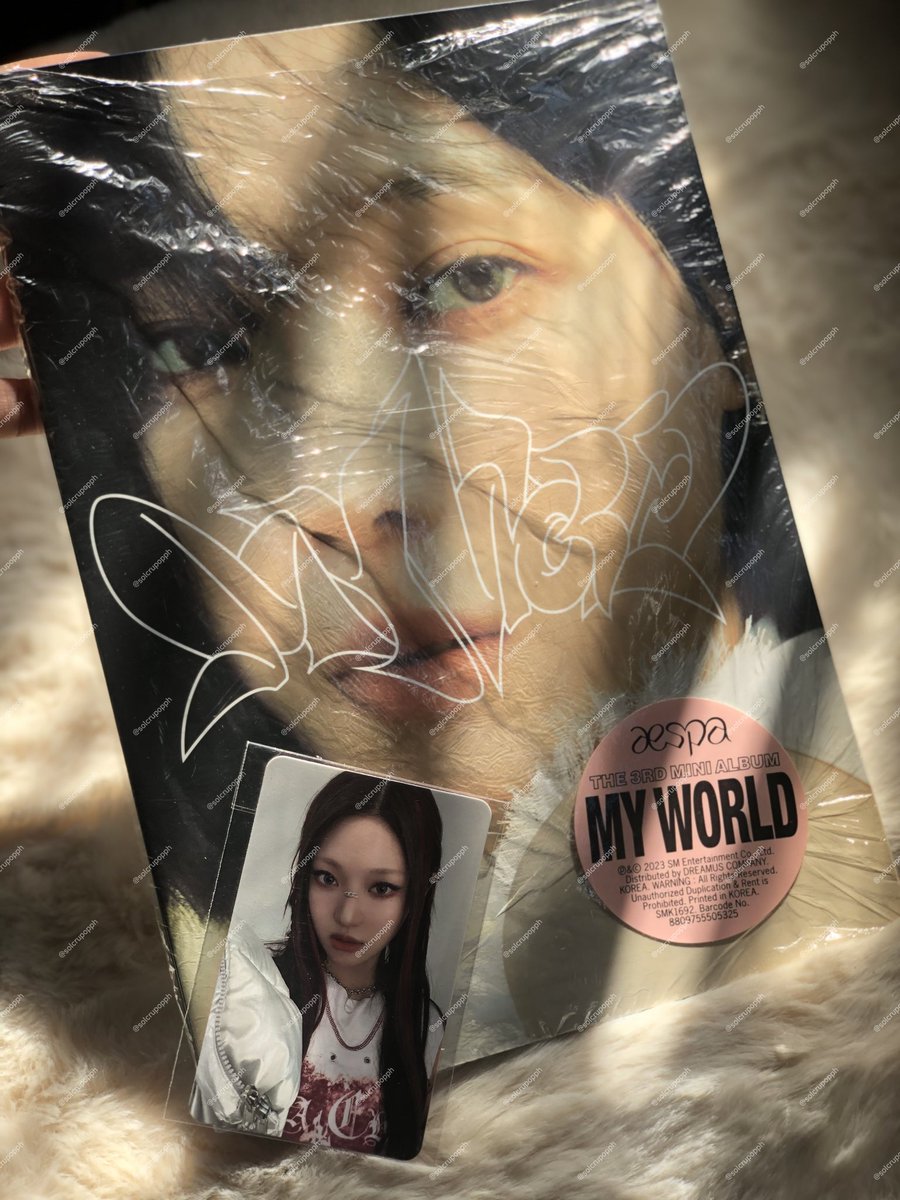 solcrupop's tweet photo. WTS LFB PH 
[aespa - my world unsealed album complete inclusions ]

₱350
- album w/ ningning poca pc
- album w/ giselle poca pc

₱550 
- album w/ karina poca pc

📍cainta rizal
#SOLCRUPOP_ONHANDS https://t.co/uhV9UYbSm8