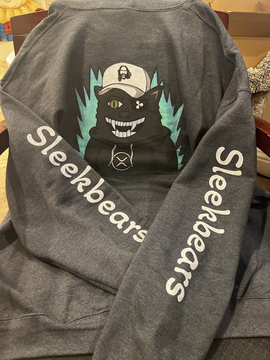 My mother is Epic ASF. 

Thank for working with her <a href="/Web3Alaska/">Alaska</a> 

<a href="/Sleekbears/">Sleekbears</a> and <a href="/cub_xrp/">CUB</a> gear. 

Let’s go!!! 
That’s a custom made Sleek from the NFT maker too. 

Well done <a href="/Web3Alaska/">Alaska</a>