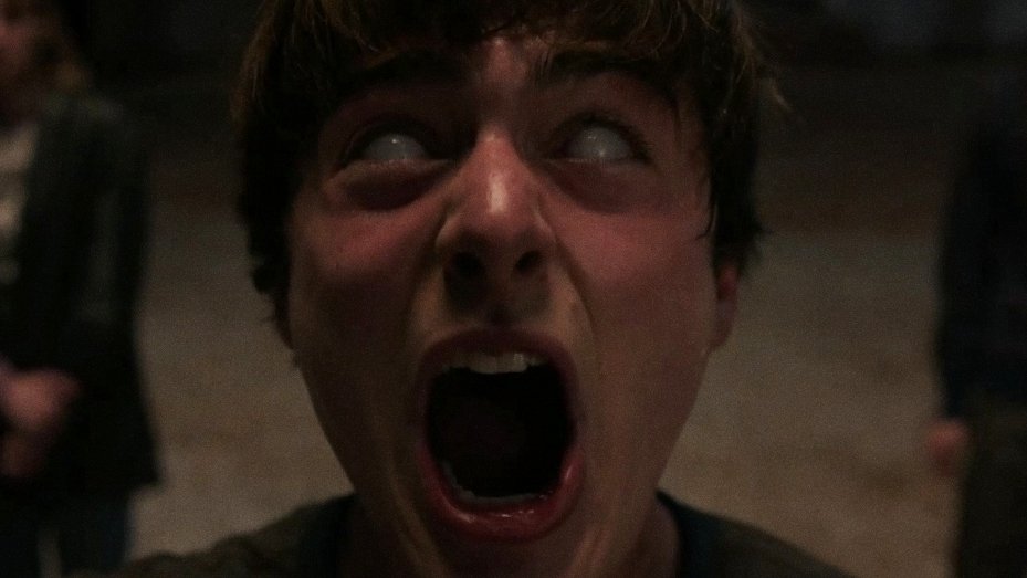 esterscline's tweet image. o will salvando a max e ainda conseguindo comunicar com ela foi SENSACIONAL meu deus tô arrepiada #strangerthings5