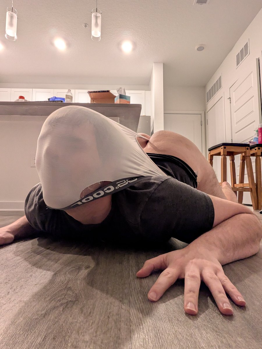 Bro didn't know a white Christmas was forecasted 😔🥀 #wedgie

A very merry nerdy Christmas to you all!~ ❤️