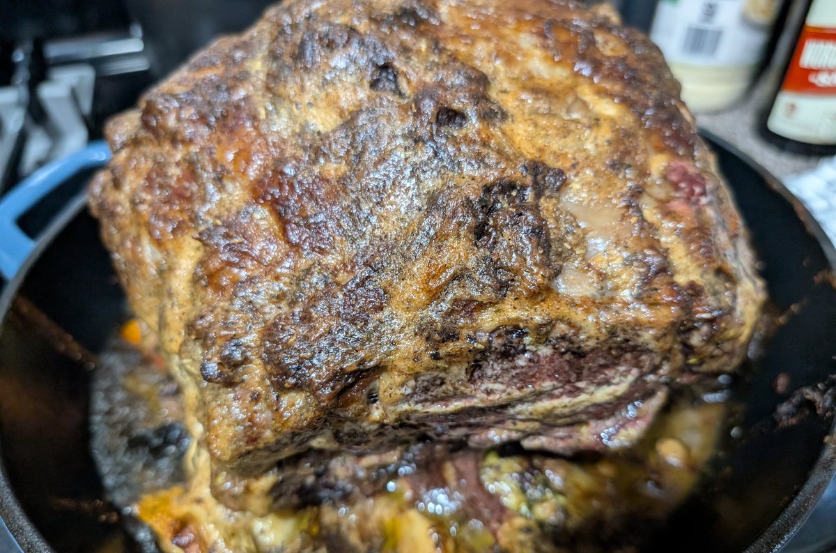 Xtayton's tweet photo. Made a rib roast for Christmas. https://t.co/haU7y9MoaZ