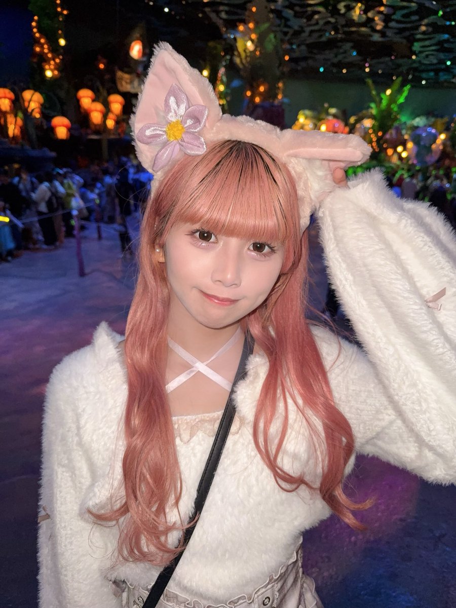 AT25「~TT~」 【専用】=LOVE 5/4,6（PF+AS+C+U+PL）