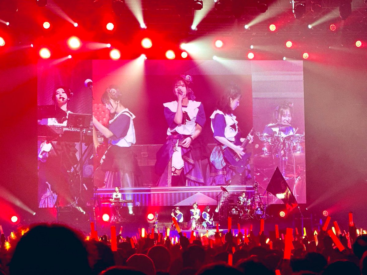 おはようございます！
本日は #Roselia ASIA TOUR「#Neuweltfahrt」台北公演！
期待和你們見面🥀